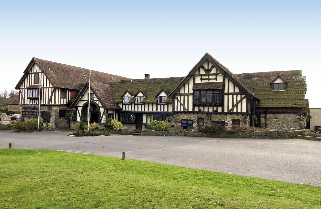 The Horseshoe Inn Herstmonceux Esterno foto