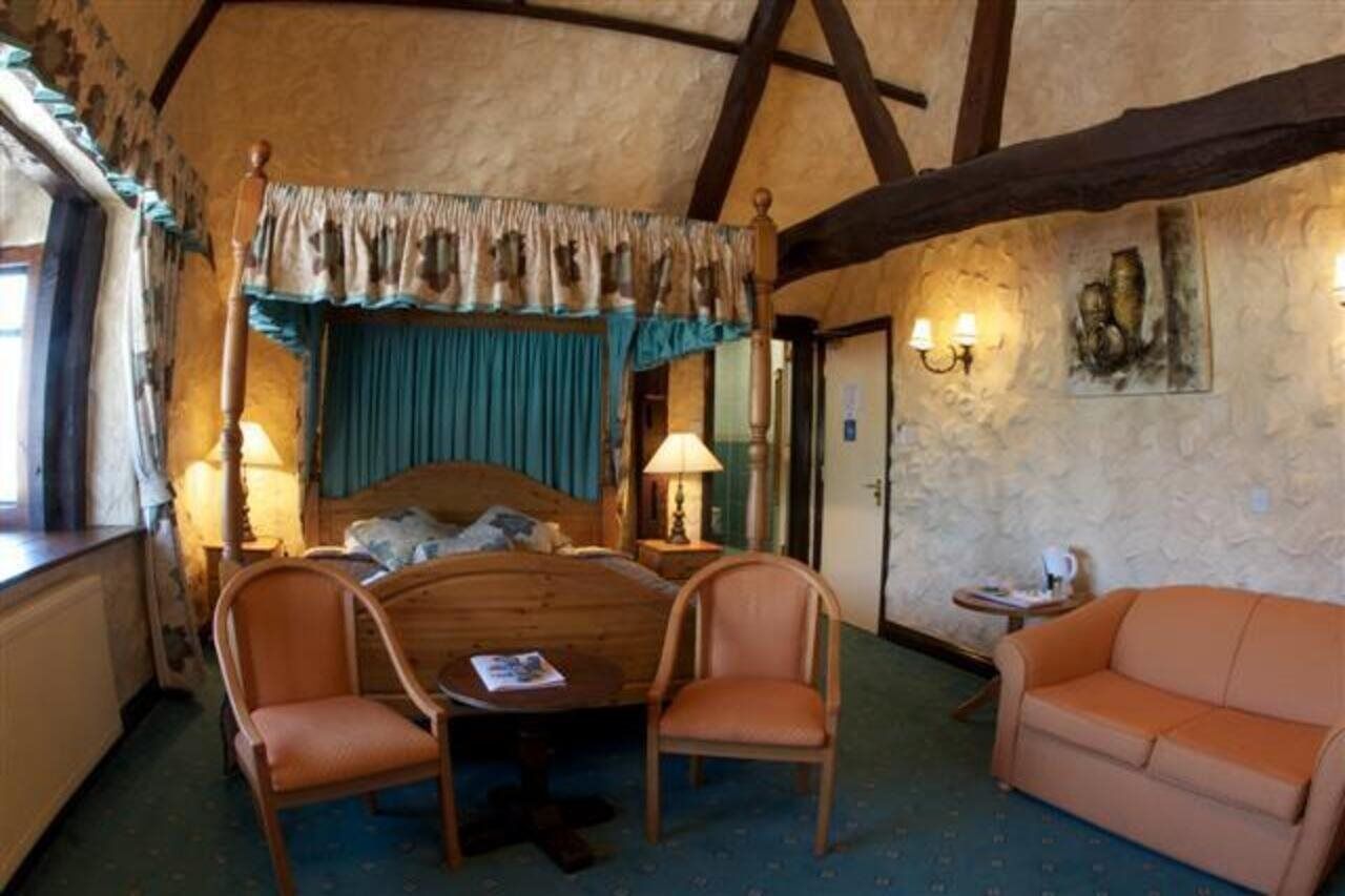 The Horseshoe Inn Herstmonceux Esterno foto